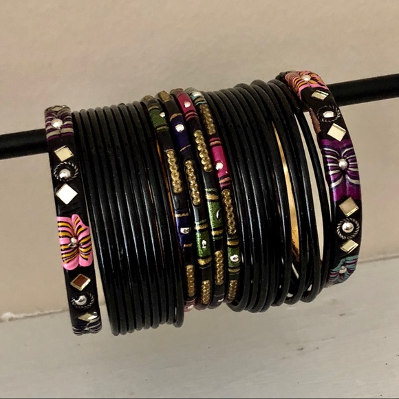 Beautiful Bollywood Style Bangle Set - Picture 1 of 3